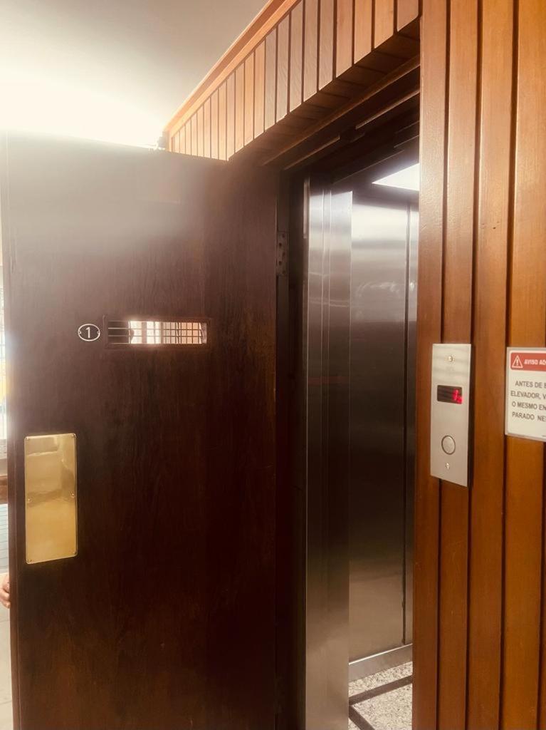 Ap Maravilhoso Quarto E Sala Leblon Recem Reformado Ate 4 Pessoas Na Ataulfo De Paiva Ρίο ντε Τζανέιρο Εξωτερικό φωτογραφία